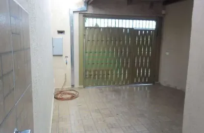 Casa para alugar em parque residencial cândido portinari de 100.00m² com 2 quartos, 1 suite e 1 garagem