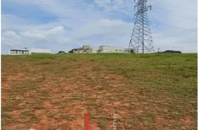 Terreno à venda no Condomínio Vale das Águas, Bragança Paulista 