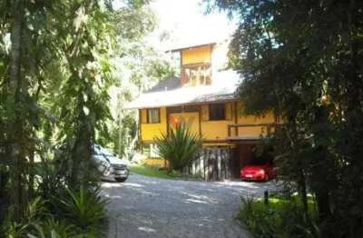 Casa para venda em quatro barras de 260.00m² com 4 quartos e 2 garagens