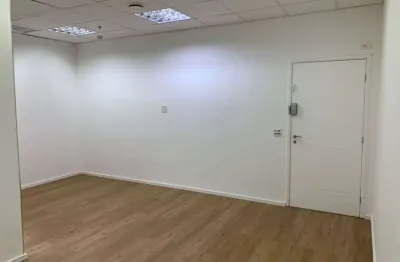 Sala comercial para alugar em vila cordeiro de 69.00m² com 2 garagens
