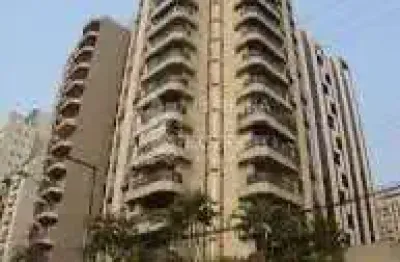 Apartamento para venda em centro de 140.00m² com 3 quartos, 1 suite e 2 garagens