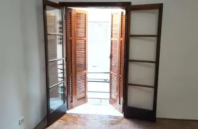 Casa com 2 quartos à venda na Rua Senador Carlos Teixeira de Carvalho, 1716654, Cambuci, São Paulo