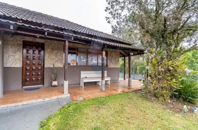 Casa para venda em bacacheri de 375.00m² com 4 quartos e 3 garagens