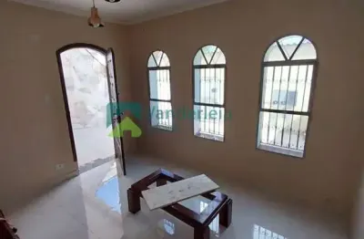 Casa para alugar em jardim das flores de 125.00m² com 3 quartos, 1 suite e 2 garagens