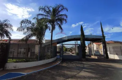 Sobrado para venda em vila militar de 53.87m² com 2 quartos e 1 garagem