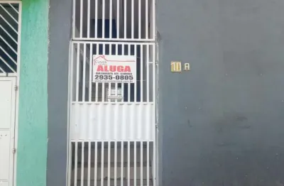 Casa com 1 quarto para alugar na Rua Guabiroba de Minas, Jardim Gianetti, São Paulo