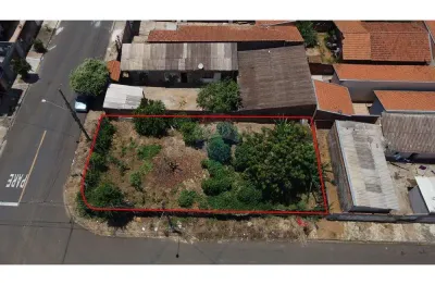 Terreno à venda na Rua Abílio Lopes Silva, 336, Jardim Palmeiras, Leme