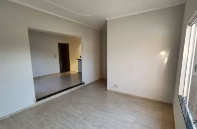 Casa para venda em residencial ouro verde de 141.00m² com 3 quartos, 1 suite e 2 garagens