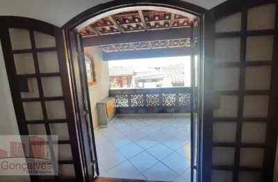 Sobrado para venda em canhema de 197.00m² com 3 quartos, 1 suite e 3 garagens