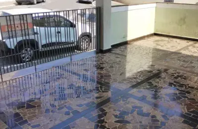 Sobrado para venda e aluguel em centro de 275.00m² com 3 quartos e 2 garagens