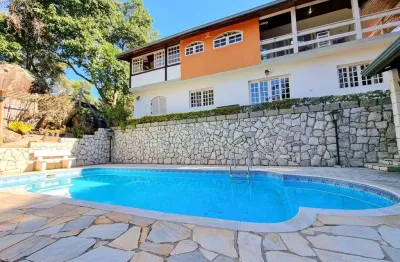 Casa de condomínio para venda em chácaras alpina de 350.00m² com 4 quartos e 2 garagens