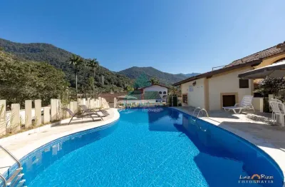 Loja para venda em praia da lagoinha - bairro de 946.00m² com 16 quartos, 16 suites e 16 garagens