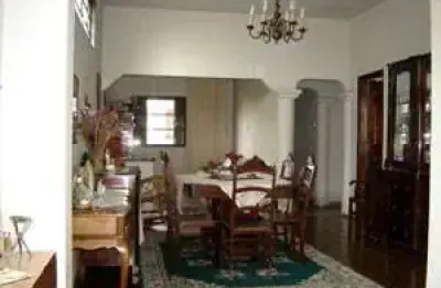 Casa para venda em centro de 161.00m² com 2 quartos e 3 garagens