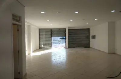 Sala comercial para alugar em dois córregos de 148.00m² com 3 garagens