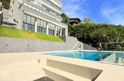 Casa de condomínio para venda em centro de 910.00m² com 7 quartos, 7 suites e 8 garagens