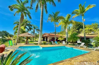 Chácara para venda em centro de 450.00m² com 5 quartos, 4 suites e 18 garagens