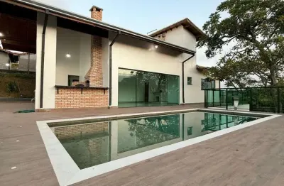 Chácara para venda em centro de 300.00m² com 3 quartos, 1 suite e 8 garagens