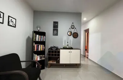 Casa para venda em residencial paratodos de 110.00m² com 2 quartos, 1 suite e 2 garagens