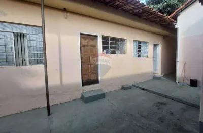 Casa para venda em vila santana i de 183.00m² com 4 quartos, 1 suite e 5 garagens