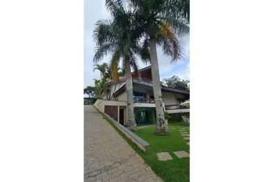 Casa para alugar em arujázinho i, ii e iii de 800.00m² com 4 quartos, 4 suites e 6 garagens