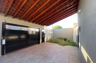 Casa para venda em centro de 126.00m² com 3 quartos, 1 suite e 2 garagens