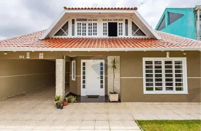 Sobrado para venda em fazendinha de 240.00m² com 3 quartos, 1 suite e 3 garagens