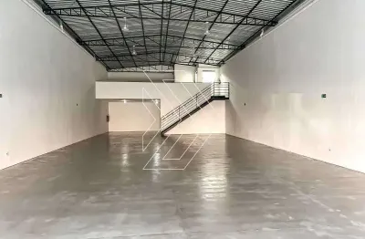 Galpão / depósito / armazém para venda e aluguel em distrito industrial de 330.00m² com 3 garagens