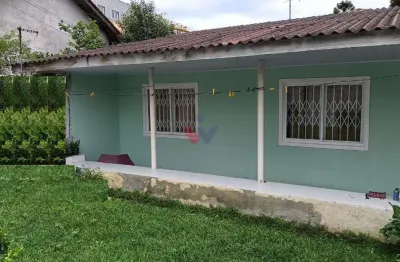 Casa com 3 quartos à venda no Thomaz Coelho, Araucária 