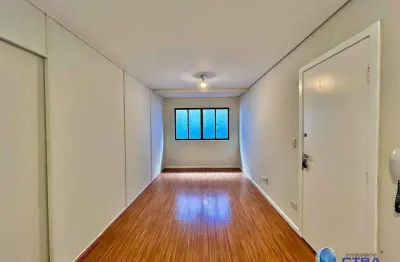 Apartamento para alugar em ahú de 40.00m² com 1 quarto, 1 suite e 2 garagens