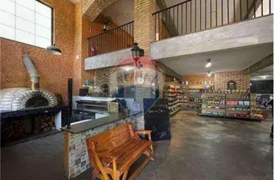 Casa para venda em transurb de 298.00m² com 3 quartos, 3 suites e 5 garagens