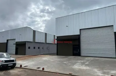Galpão / depósito / armazém para alugar em distrito industrial doutor carlos arnaldo e silva de 600.00m²