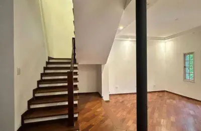 Casa de condomínio para alugar em morada dos pinheiros (aldeia da serra) de 300.00m² com 4 quartos, 2 suites e 2 garagens