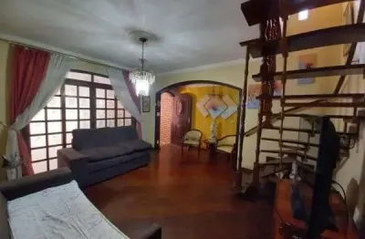 Sobrado para venda em chácara cruzeiro do sul de 120.00m² com 2 quartos, 2 suites e 2 garagens