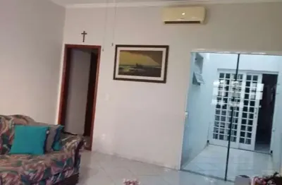 Casa para venda em jardim regina de 150.00m² com 3 quartos, 1 suite e 4 garagens