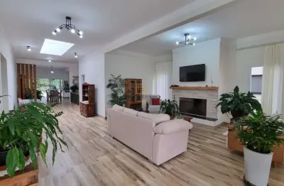 Casa para venda em ninho verde ii de 305.00m² com 3 quartos, 1 suite e 2 garagens