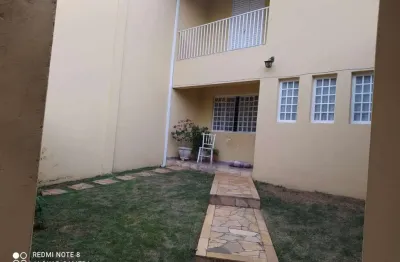 Sobrado para venda em jardim valença de 243.00m² com 3 quartos, 1 suite e 2 garagens