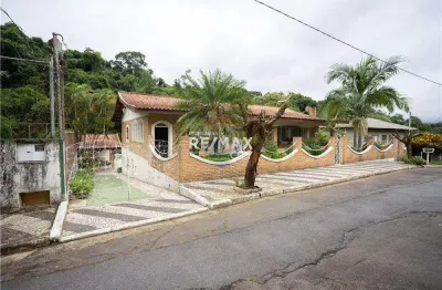 Casa de condomínio para venda em jardim maria de 593.00m² com 5 quartos, 4 suites e 6 garagens