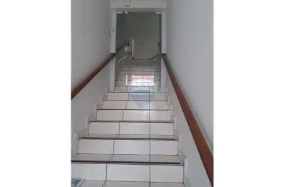 Sala comercial para alugar em cidade santos dumont de 419.00m²