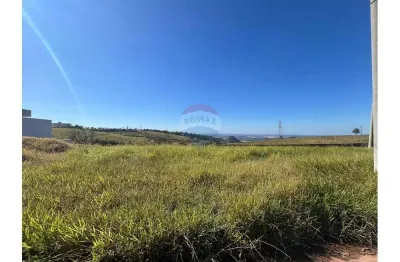Terreno à venda na Vila Eny, Botucatu 