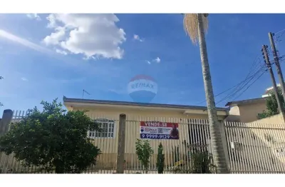 Casa para venda em xaxim de 192.00m² com 3 quartos e 2 garagens