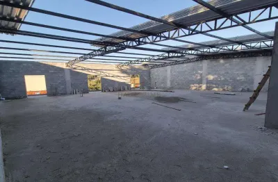 Loja para alugar em água espraiada (caucaia do alto) de 300.00m² com 1 garagem