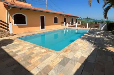 Chácara para venda em cafezal de 1051.00m² com 3 quartos, 1 suite e 3 garagens