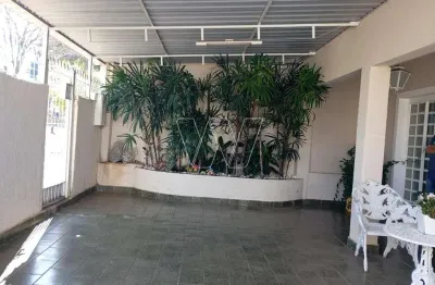 Casa para venda em jardim flamboyant de 161.81m² com 3 quartos e 3 garagens