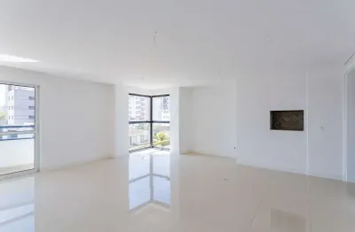 Apartamento para venda em água verde de 134.00m² com 3 quartos, 1 suite e 2 garagens