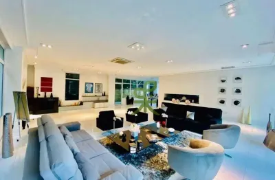 Casa para venda em cidade jardim de 871.00m² com 4 quartos, 4 suites e 6 garagens