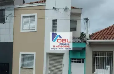 Casa com 2 quartos para alugar na Rua Porto Alegre, 642, Vila Bertioga, São Paulo