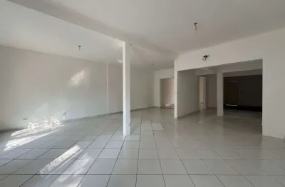Casa para alugar em chácara santo antônio de 200.00m² com 2 quartos e 6 garagens