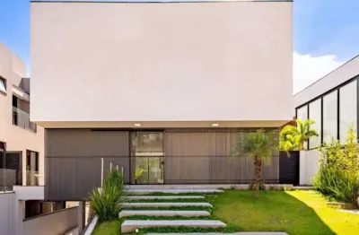 Casa para venda em residencial villa solaia de 510.00m² com 4 quartos, 4 suites e 8 garagens