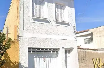 Casa para venda em centro de 200.00m² com 2 quartos e 2 garagens