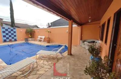 Casa para venda em altos de bragança de 330.00m² com 3 quartos, 1 suite e 4 garagens
